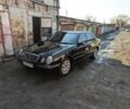 Чорний Мерседес Е-Клас, об'ємом двигуна 2 л та пробігом 400 тис. км за 4900 $, фото 1 на Automoto.ua