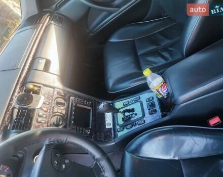 Чорний Мерседес Е-Клас, об'ємом двигуна 3.2 л та пробігом 337 тис. км за 4200 $, фото 8 на Automoto.ua