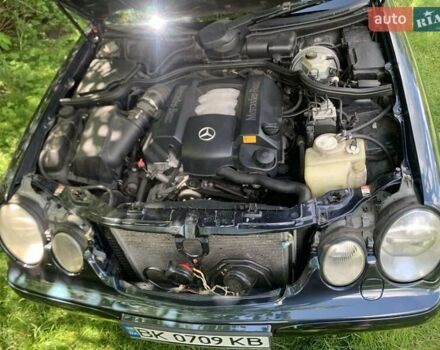 Черный Мерседес Е-Класс, объемом двигателя 2.8 л и пробегом 320 тыс. км за 4500 $, фото 10 на Automoto.ua