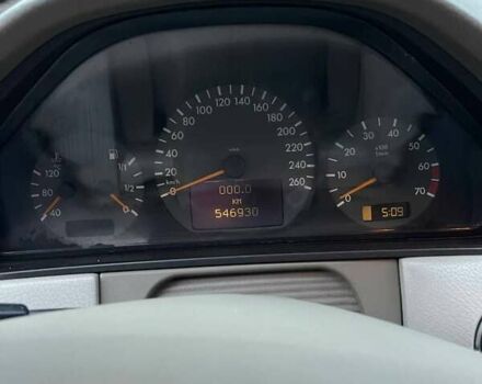 Черный Мерседес Е-Класс, объемом двигателя 2.8 л и пробегом 547 тыс. км за 2950 $, фото 10 на Automoto.ua