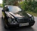 Черный Мерседес Е-Класс, объемом двигателя 2.15 л и пробегом 300 тыс. км за 2999 $, фото 14 на Automoto.ua