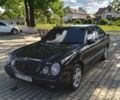 Чорний Мерседес Е-Клас, об'ємом двигуна 3.2 л та пробігом 470 тис. км за 4200 $, фото 1 на Automoto.ua