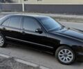 Черный Мерседес Е-Класс, объемом двигателя 2 л и пробегом 400 тыс. км за 4900 $, фото 7 на Automoto.ua