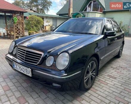 Черный Мерседес Е-Класс, объемом двигателя 3.2 л и пробегом 350 тыс. км за 4600 $, фото 1 на Automoto.ua