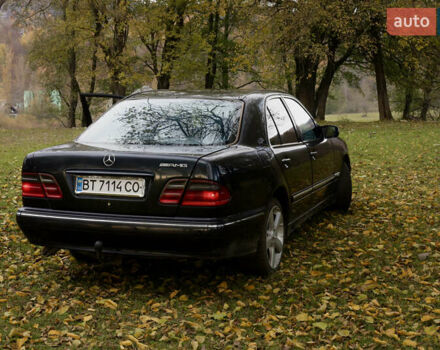 Черный Мерседес Е-Класс, объемом двигателя 3.2 л и пробегом 380 тыс. км за 2600 $, фото 1 на Automoto.ua