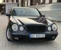 Черный Мерседес Е-Класс, объемом двигателя 3.2 л и пробегом 350 тыс. км за 3999 $, фото 1 на Automoto.ua