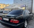 Черный Мерседес Е-Класс, объемом двигателя 2 л и пробегом 350 тыс. км за 5000 $, фото 1 на Automoto.ua