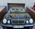 Чорний Мерседес Е-Клас, об'ємом двигуна 2 л та пробігом 340 тис. км за 4000 $, фото 3 на Automoto.ua