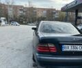 Чорний Мерседес Е-Клас, об'ємом двигуна 2 л та пробігом 395 тис. км за 3400 $, фото 2 на Automoto.ua