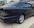 Черный Мерседес Е-Класс, объемом двигателя 3.2 л и пробегом 320 тыс. км за 3500 $, фото 4 на Automoto.ua