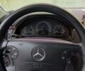 Чорний Мерседес Е-Клас, об'ємом двигуна 2 л та пробігом 290 тис. км за 3800 $, фото 6 на Automoto.ua