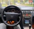 Чорний Мерседес Е-Клас, об'ємом двигуна 3.2 л та пробігом 325 тис. км за 6500 $, фото 22 на Automoto.ua