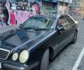 Чорний Мерседес Е-Клас, об'ємом двигуна 2 л та пробігом 340 тис. км за 4700 $, фото 1 на Automoto.ua