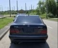 Черный Мерседес Е-Класс, объемом двигателя 4.3 л и пробегом 300 тыс. км за 6000 $, фото 3 на Automoto.ua