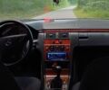 Черный Мерседес Е-Класс, объемом двигателя 2.15 л и пробегом 300 тыс. км за 2999 $, фото 12 на Automoto.ua