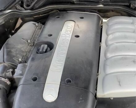 Черный Мерседес Е-Класс, объемом двигателя 3.2 л и пробегом 355 тыс. км за 3200 $, фото 14 на Automoto.ua