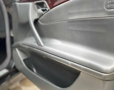 Черный Мерседес Е-Класс, объемом двигателя 3.2 л и пробегом 320 тыс. км за 3500 $, фото 9 на Automoto.ua