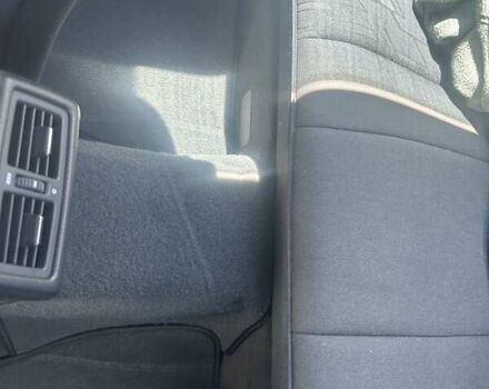 Черный Мерседес Е-Класс, объемом двигателя 2 л и пробегом 346 тыс. км за 4500 $, фото 10 на Automoto.ua