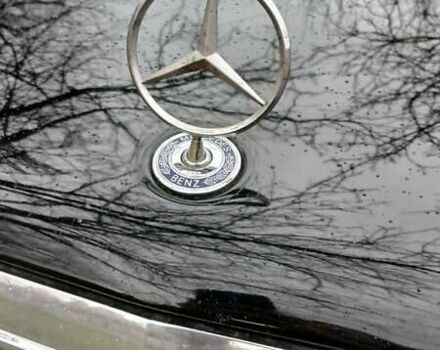 Чорний Мерседес Е-Клас, об'ємом двигуна 3.22 л та пробігом 390 тис. км за 3950 $, фото 6 на Automoto.ua