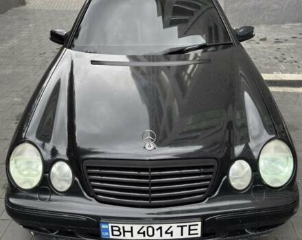 Мерседес Е-Класс 2001 в Одессе на Automoto.ua Черный Мерседес Е-Класс, объемом двигателя 4.27 л и пробегом 381 тыс. км за 4500 $, фото 4 на Automoto.ua