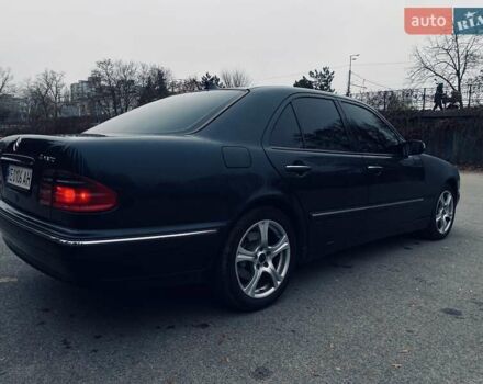 Черный Мерседес Е-Класс, объемом двигателя 4.3 л и пробегом 339 тыс. км за 5000 $, фото 6 на Automoto.ua