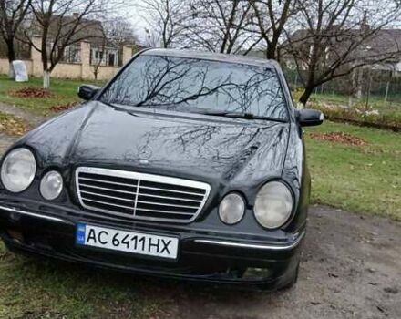 Чорний Мерседес Е-Клас, об'ємом двигуна 3.22 л та пробігом 390 тис. км за 3950 $, фото 1 на Automoto.ua
