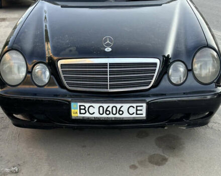 Черный Мерседес Е-Класс, объемом двигателя 2 л и пробегом 365 тыс. км за 3000 $, фото 3 на Automoto.ua