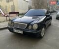 Черный Мерседес Е-Класс, объемом двигателя 2.2 л и пробегом 350 тыс. км за 2900 $, фото 1 на Automoto.ua