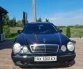 Чорний Мерседес Е-Клас, об'ємом двигуна 2 л та пробігом 509 тис. км за 4500 $, фото 1 на Automoto.ua