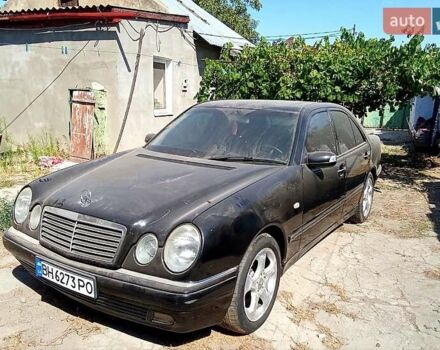 Мерседес Е-Класс 2001 в Николаеве на Automoto.ua Черный Мерседес Е-Класс, объемом двигателя 3.2 л и пробегом 260 тыс. км за 4500 $, фото 2 на Automoto.ua