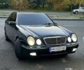 Черный Мерседес Е-Класс, объемом двигателя 3.2 л и пробегом 390 тыс. км за 4000 $, фото 1 на Automoto.ua