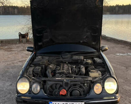 Чорний Мерседес Е-Клас, об'ємом двигуна 3.2 л та пробігом 297 тис. км за 5000 $, фото 9 на Automoto.ua