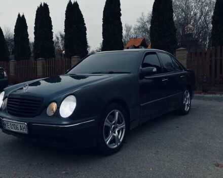 Черный Мерседес Е-Класс, объемом двигателя 4.3 л и пробегом 339 тыс. км за 5000 $, фото 1 на Automoto.ua