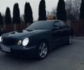 Черный Мерседес Е-Класс, объемом двигателя 4.3 л и пробегом 339 тыс. км за 5000 $, фото 1 на Automoto.ua