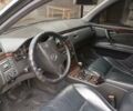 Черный Мерседес Е-Класс, объемом двигателя 2.2 л и пробегом 490 тыс. км за 3300 $, фото 5 на Automoto.ua