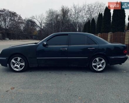 Черный Мерседес Е-Класс, объемом двигателя 4.3 л и пробегом 339 тыс. км за 5000 $, фото 3 на Automoto.ua