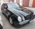 Мерседес Е-Клас 2001 у Прилуках на Automoto.ua Чорний Мерседес Е-Клас, об'ємом двигуна 2 л та пробігом 284 тис. км за 4300 $, фото 1 на Automoto.ua