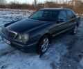 Чорний Мерседес Е-Клас, об'ємом двигуна 2.7 л та пробігом 432 тис. км за 4800 $, фото 2 на Automoto.ua