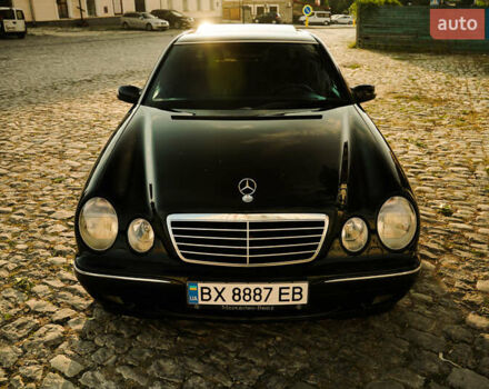 Черный Мерседес Е-Класс, объемом двигателя 3.2 л и пробегом 380 тыс. км за 7000 $, фото 21 на Automoto.ua