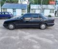 Черный Мерседес Е-Класс, объемом двигателя 3.2 л и пробегом 100 тыс. км за 6000 $, фото 1 на Automoto.ua