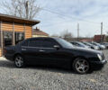 Черный Мерседес Е-Класс, объемом двигателя 2.2 л и пробегом 395 тыс. км за 4499 $, фото 3 на Automoto.ua