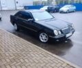 Чорний Мерседес Е-Клас, об'ємом двигуна 3.2 л та пробігом 384 тис. км за 4700 $, фото 1 на Automoto.ua