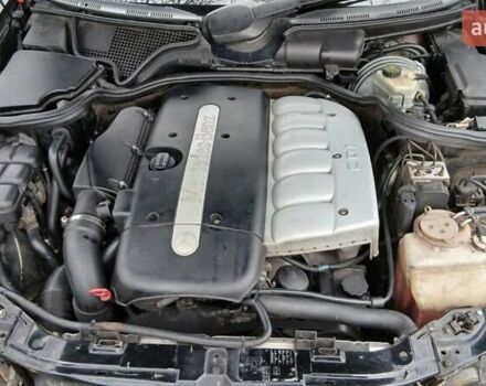 Чорний Мерседес Е-Клас, об'ємом двигуна 3.22 л та пробігом 390 тис. км за 3950 $, фото 18 на Automoto.ua