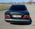 Черный Мерседес Е-Класс, объемом двигателя 2.1 л и пробегом 628 тыс. км за 3400 $, фото 6 на Automoto.ua