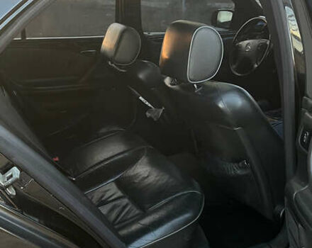 Чорний Мерседес Е-Клас, об'ємом двигуна 3.2 л та пробігом 297 тис. км за 5000 $, фото 10 на Automoto.ua