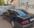 Чорний Мерседес Е-Клас, об'ємом двигуна 2.15 л та пробігом 440 тис. км за 4800 $, фото 4 на Automoto.ua