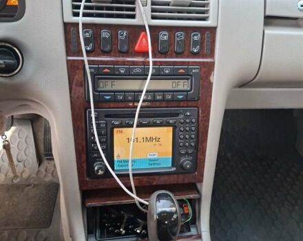 Мерседес Е-Класс 2001 в Киеве на Automoto.ua Черный Мерседес Е-Класс, объемом двигателя 2.8 л и пробегом 460 тыс. км за 5000 $, фото 25 на Automoto.ua