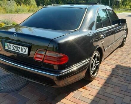Чорний Мерседес Е-Клас, об'ємом двигуна 2 л та пробігом 496 тис. км за 5000 $, фото 5 на Automoto.ua