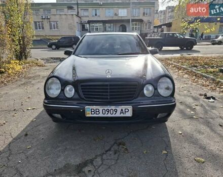 Мерседес Е-Класс 2001 в Киеве на Automoto.ua Черный Мерседес Е-Класс, объемом двигателя 2.8 л и пробегом 460 тыс. км за 5000 $, фото 4 на Automoto.ua