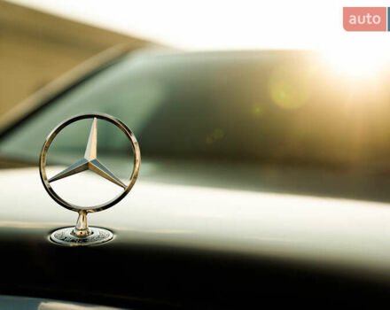 Черный Мерседес Е-Класс, объемом двигателя 3.2 л и пробегом 380 тыс. км за 7000 $, фото 8 на Automoto.ua